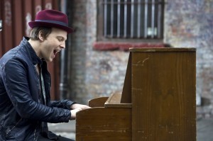 Gavin DeGraw Sweeter Video Still