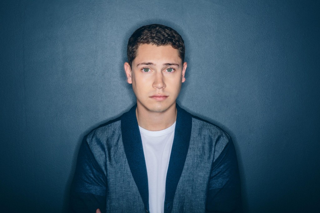 Cris Cab - Promotional Photo